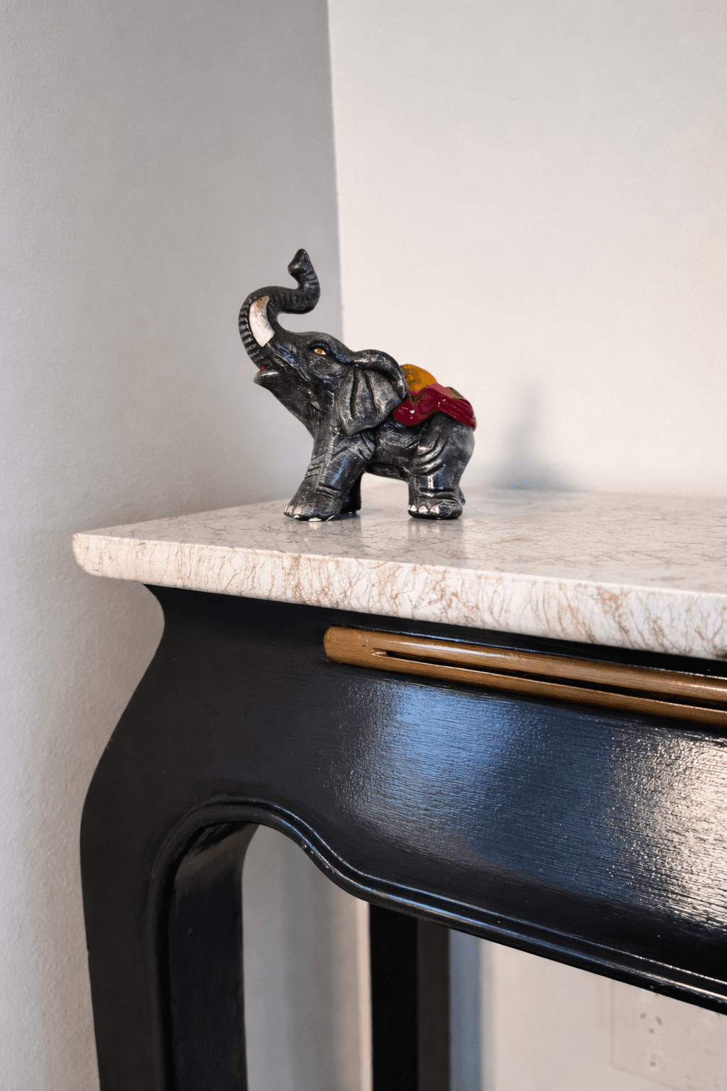 Marmol Effect - Decorative Table